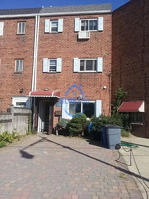 Rented by Blue Egg Realty Corp | media 17