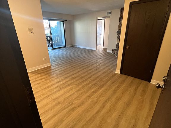 5th image of 13616 Royal Ct APT 203