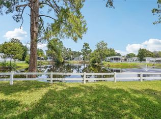 3316 Rainbow Rd, Tavares, FL 32778