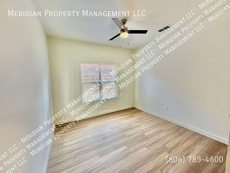 5516 Itasca St #A — Photo 15