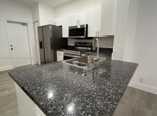 2216 Ensenada Ter, Fort Lauderdale, FL 33327