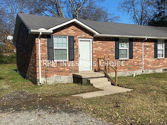 2nd image of 906 Laura St