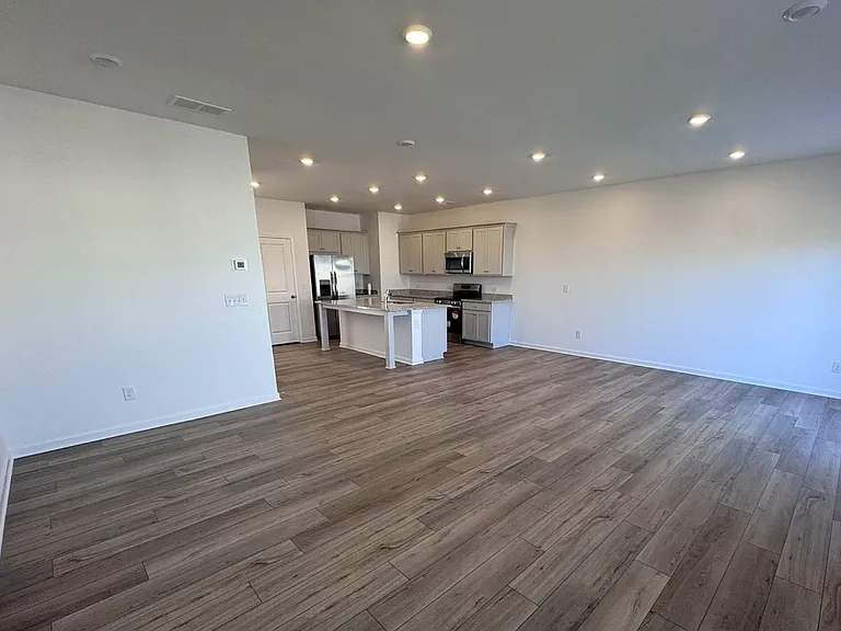 138 Vision St — Photo 29