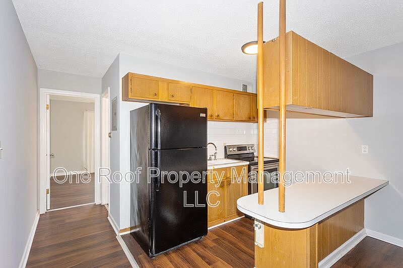 1st image of 640 N 31st St APT A