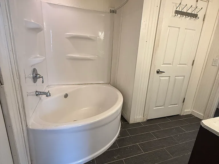 929 Franklin St #3 — Photo 15