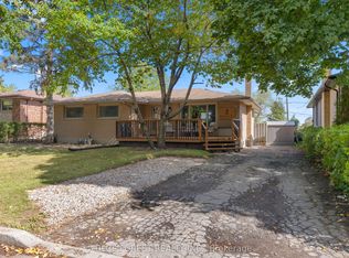 2 The Birches Dr, London, ON N5Z 4G2