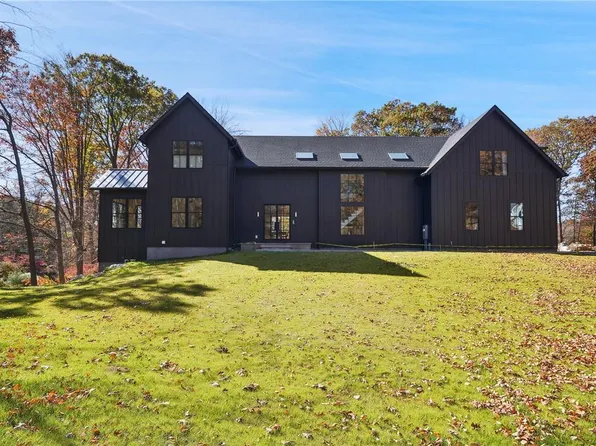 263 Stone Hill Road, Pound Ridge, NY 10576