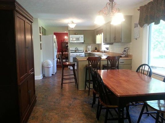 5th image of 6158 Fawn Meadow St