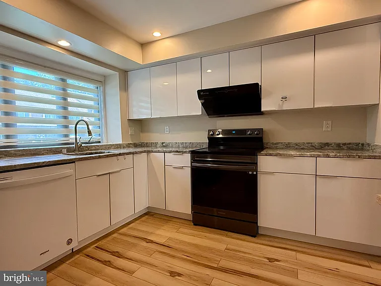 5545 Doral Dr — Photo 5