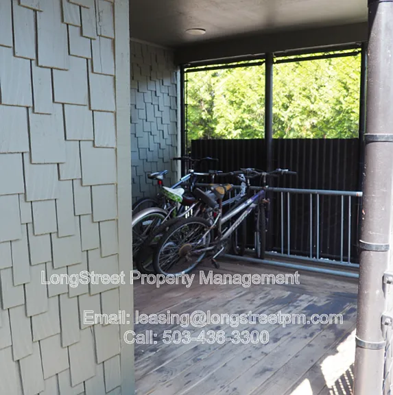 2615 NW Harrison Blvd #17 — Photo 6