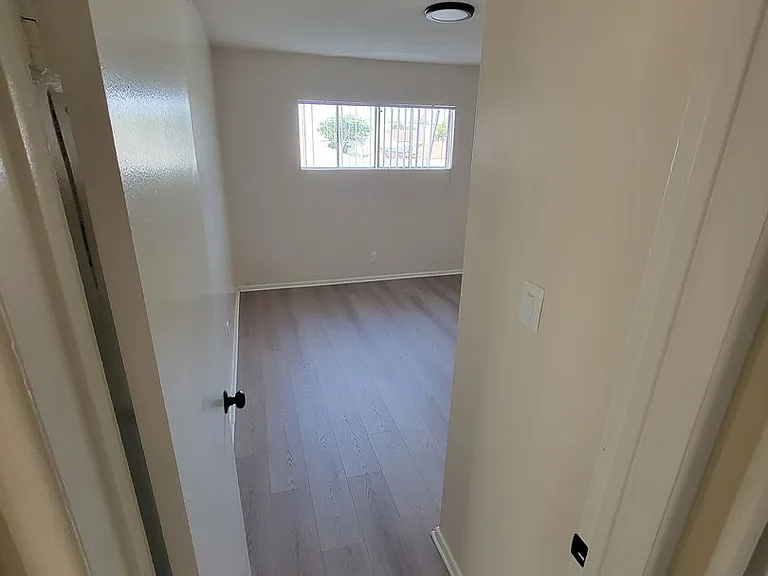 13407 Cordary Ave — Photo 9