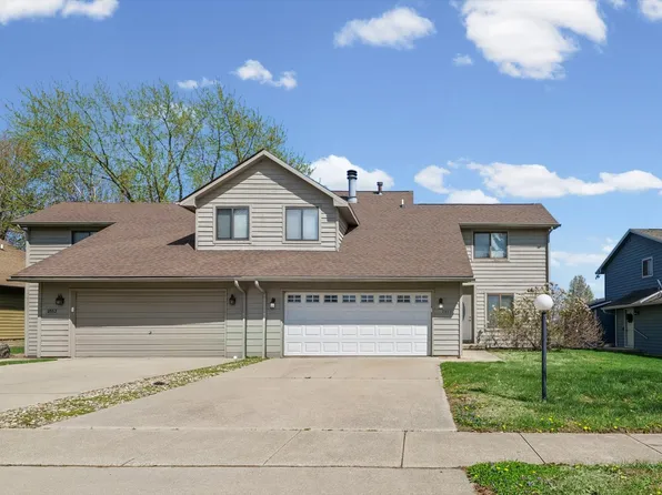 2515 Clayton Blvd, Champaign, IL 61822