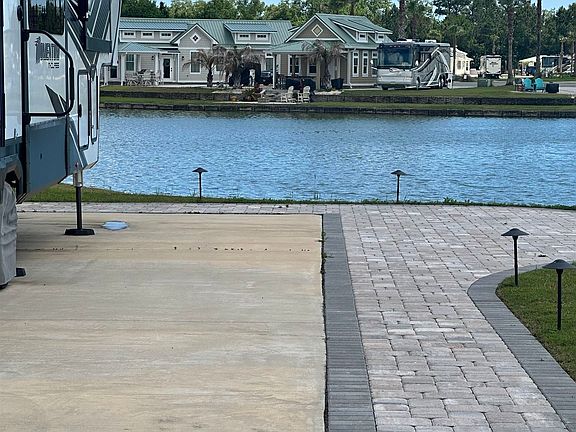 5th image of 12434 Gateway Dr