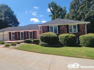 3040 Saint Andrews Dr, Duluth, GA 30096
