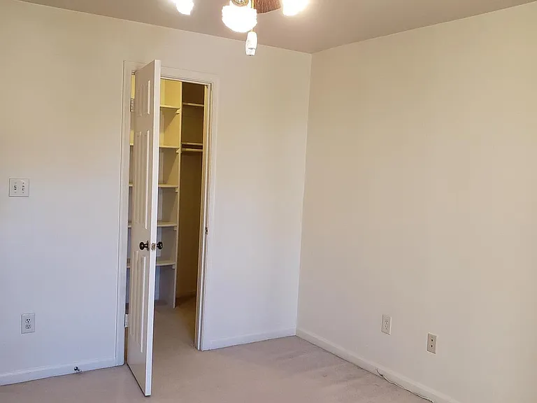 6913 Sandra Marie Cir #A — Photo 14