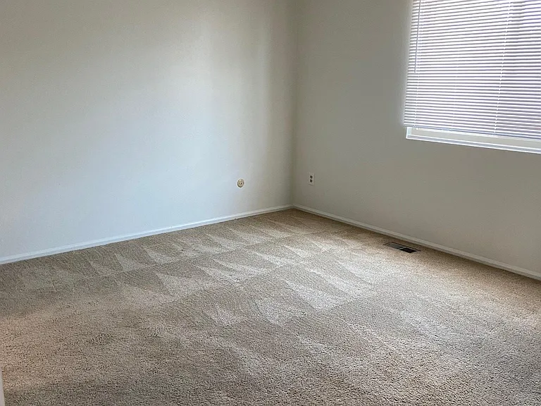 434 S Balsam St — Photo 11