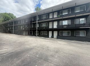 Flats at the Pike, Knoxville, TN 37917