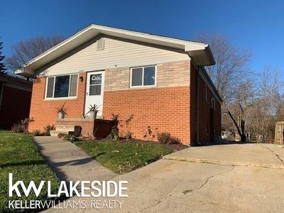 24611 Manila St, Harrison Township, MI, 48045