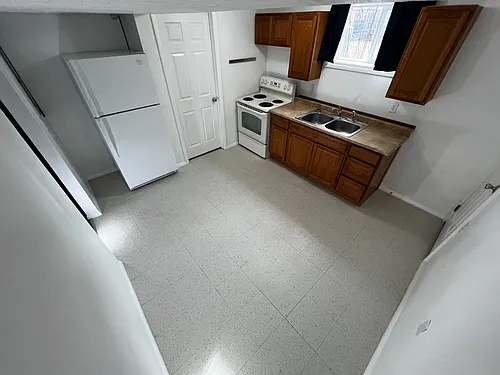 1139 N 900 W Photo 1