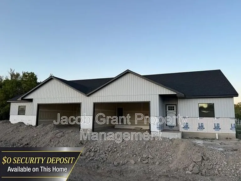 654 N 3511 E #1 — Photo 1