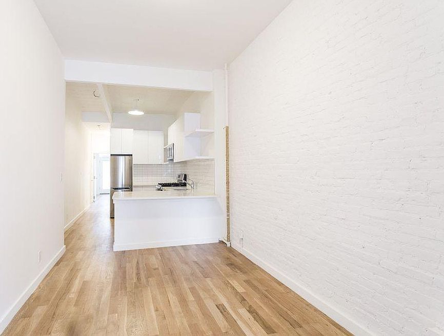 1st image of 298 Suydam St APT 1R