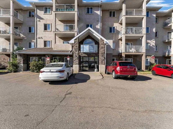 2305 35a Ave NW #320, Edmonton, AB T6T 1Z2