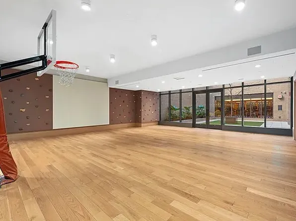 269 West 87th Street image 29 of 36