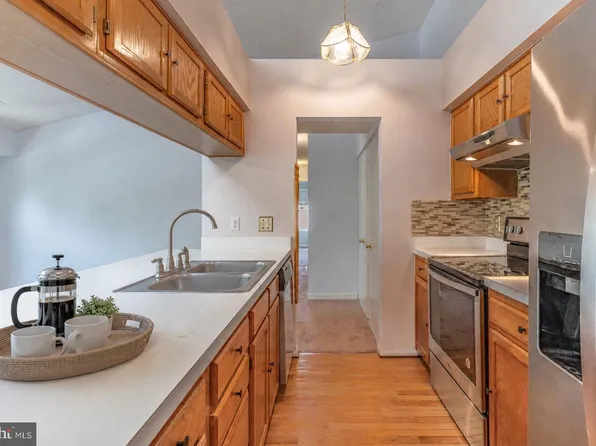 2800 Clear Shot Dr APT 9-35, Silver Spring, MD 20906