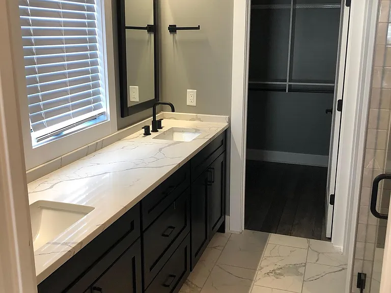 1630 Carrollton Ave — Photo 12