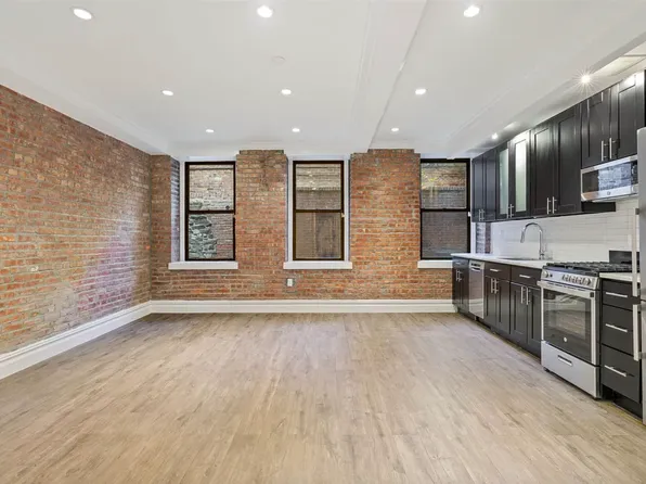 317 Second Avenue image 4 of 14