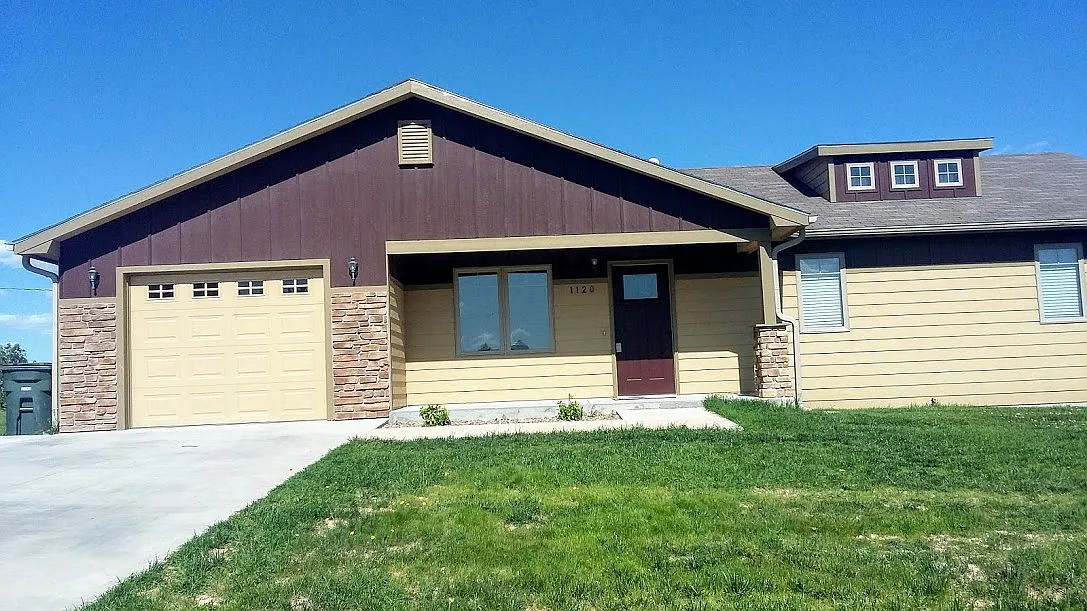 2868 Brouse Ave photo 1