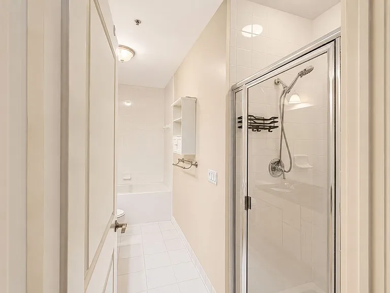 38 Maryland Ave #335 — Photo 18