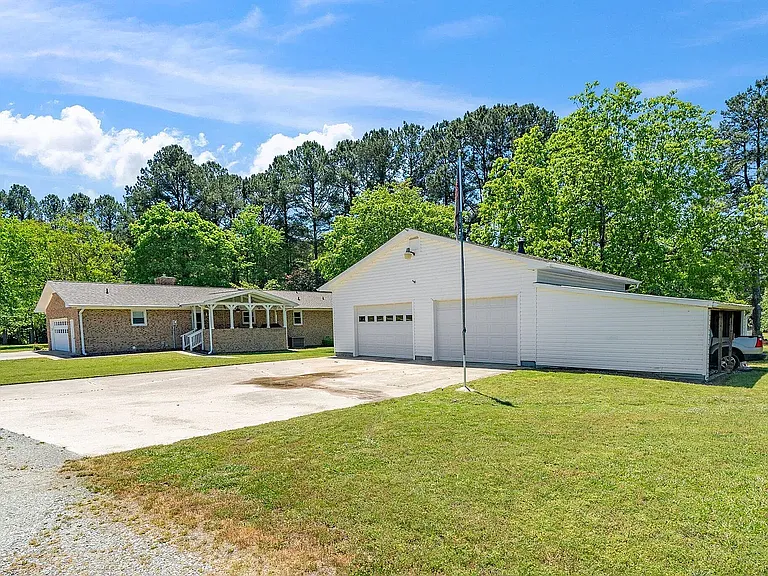 4418 Carpenter Pond Rd — Photo 36