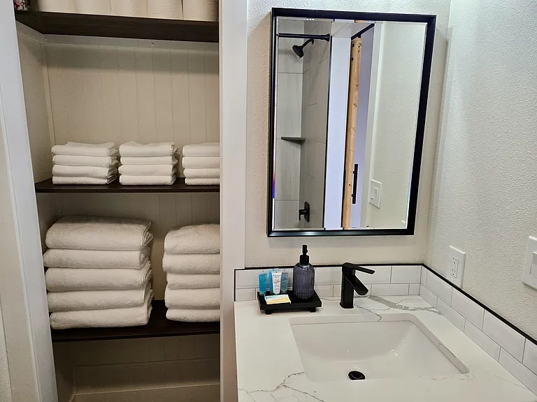 43143 Riverview Dr #1-9 — Photo 4