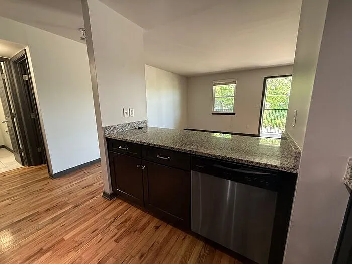 517 Veritas St #9 — Photo 11