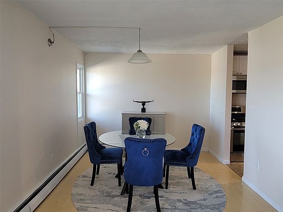 5th image of 201 Evergreen St APT 4-3B