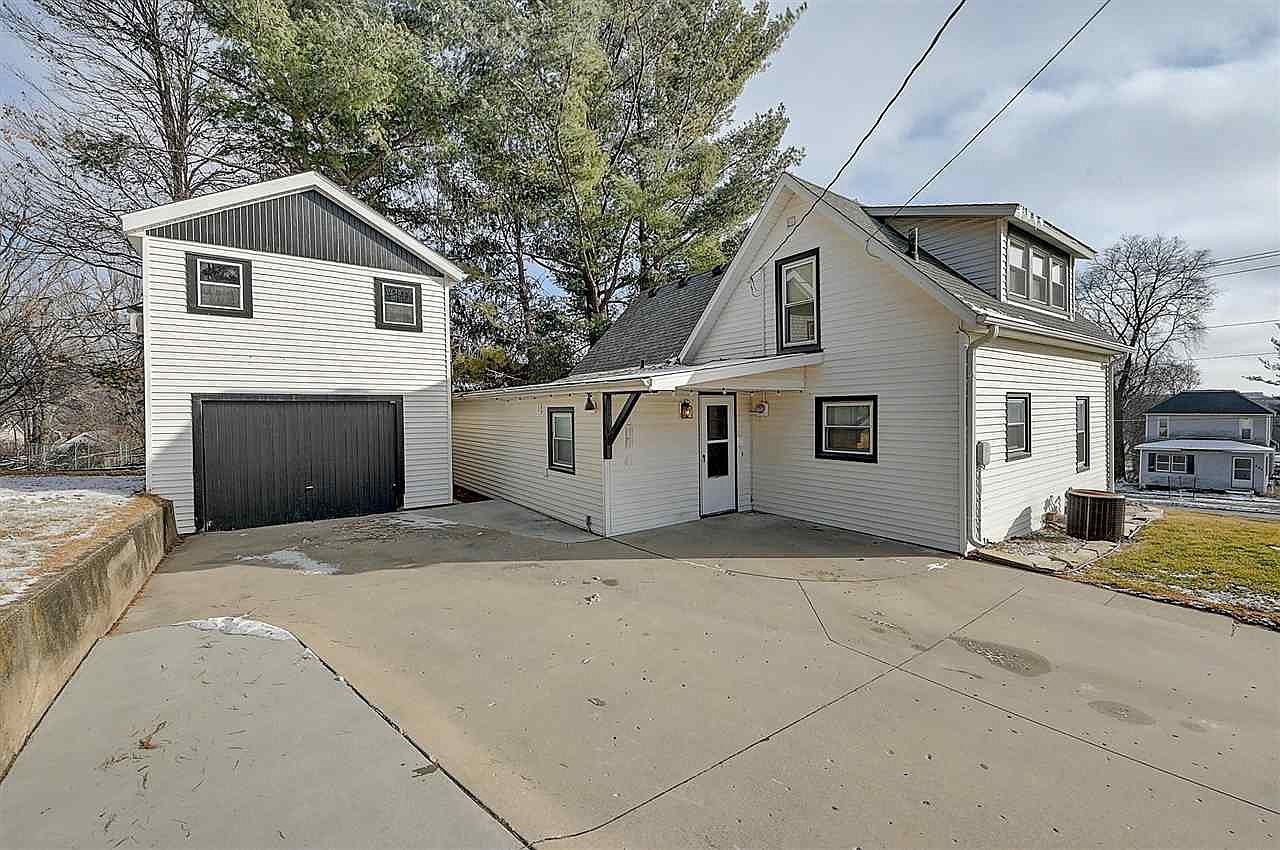 503 E Main St, West Branch, IA 52358 | Zillow