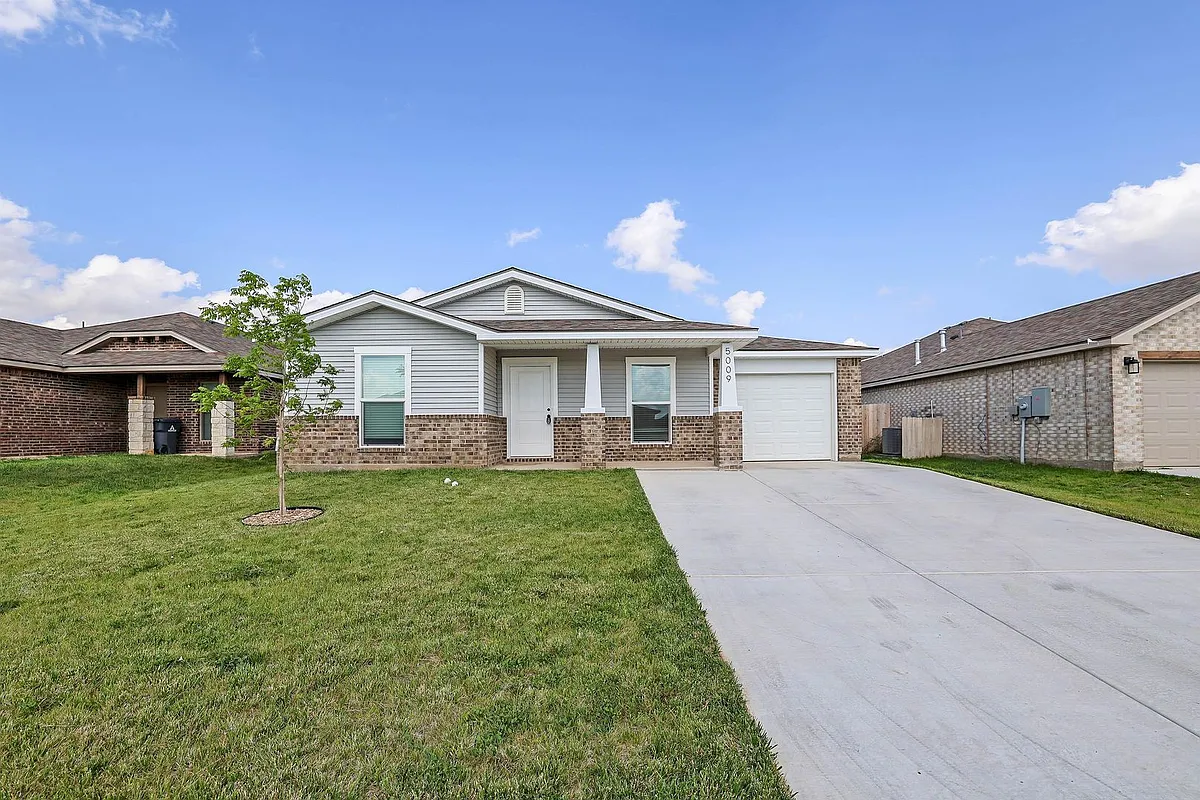 Building Photo - 5009 Stoney Fork St