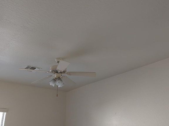 5th image of 43541 W Bravo Ct