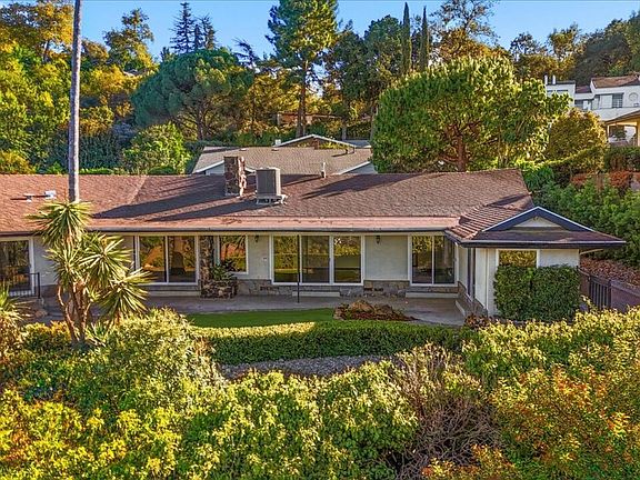 5th image of 15451 Longbow Dr