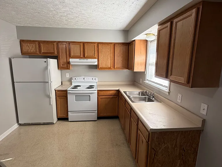 106 Rice Ct #11 — Photo 4