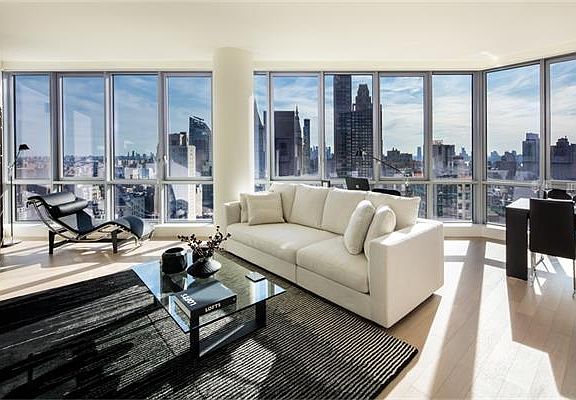 2nd image of 160 Madison Ave APT 32B
