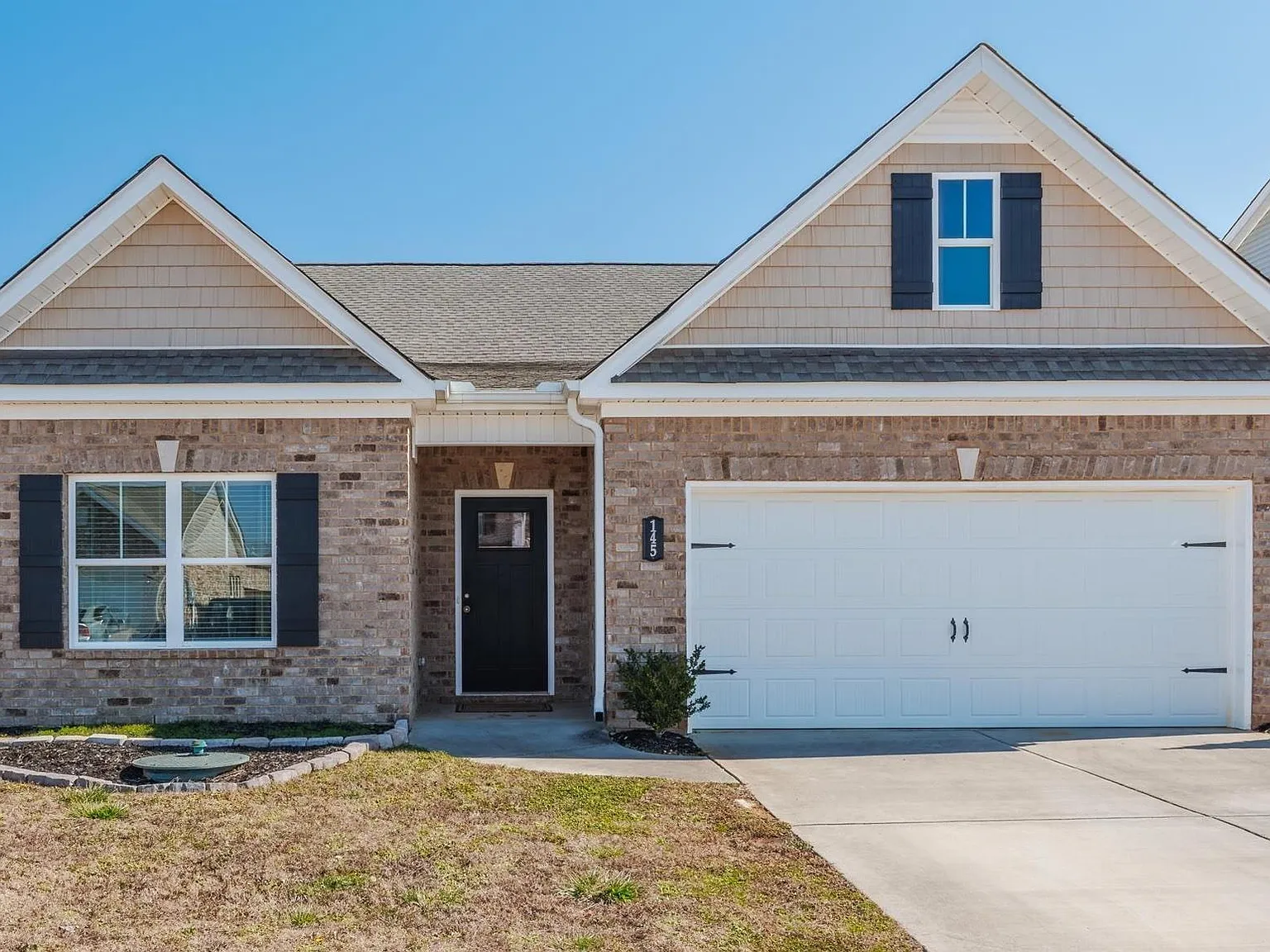 3 bed, 2.0 bath, 1781 sqft, $1,700 — Photo 2