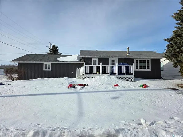 34 Lumsden STREET, Manor, SK S0C 1R0