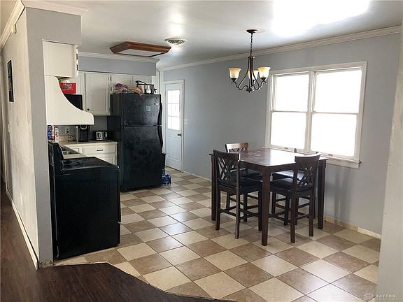 3rd image of 1056 Hollansburg Arcanum Rd