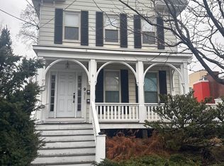 9 Vine St #2, Haverhill, MA 01830