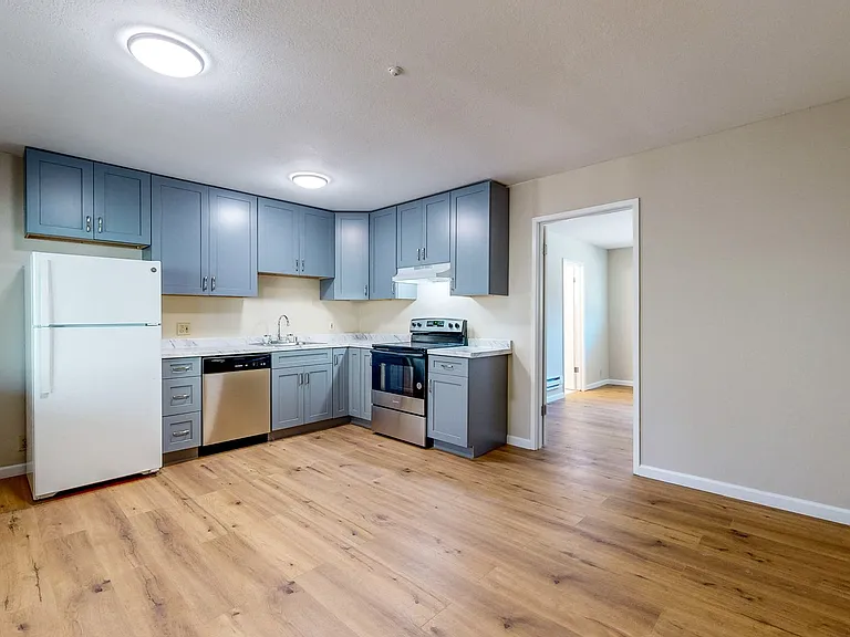791 E Cotati Ave — Photo 5