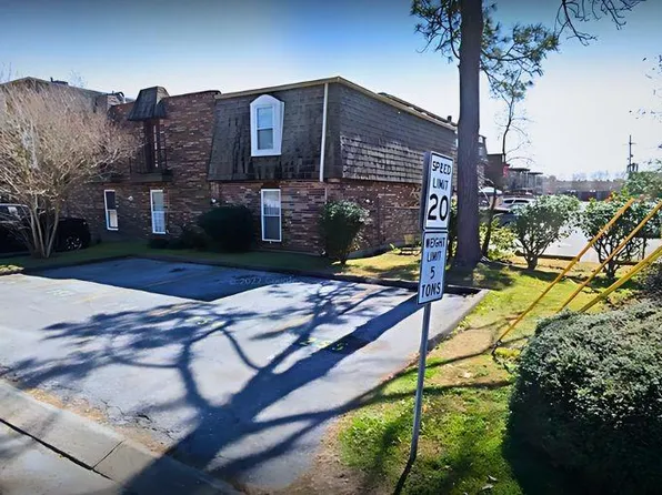 6200 Riverside Dr APT 500, Metairie, LA 70003