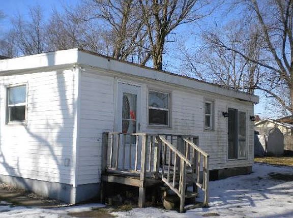 2nd image of 3183 West Dr