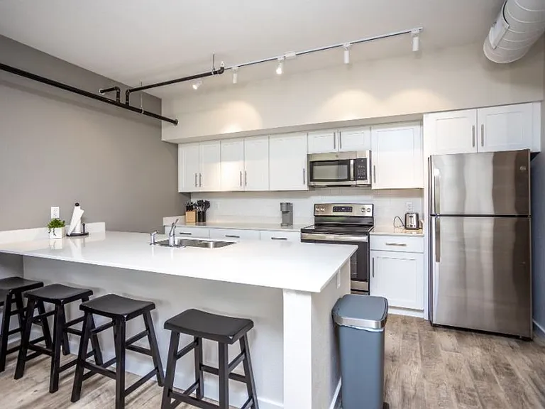 Briar Grove Apartments (Building D) — Photo 43